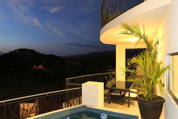 هتل Sky Penthouses 3br 3,5 Bth  6br 5,5bth At Oceano