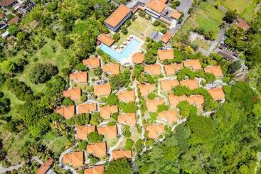 酒店 Taman Surgawi Resort & Spa