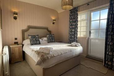 בית מלון כפרי The White Hart