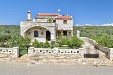 관광객 아파트 Villa Ahlades