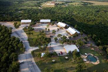 교외 호텔 Wildcatter Ranch & Resort