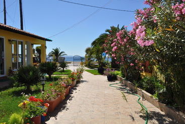 アパートホテル Studios Castro