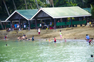 Estaca Bay Gardens Conference Resort