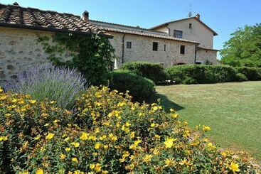 فندق Fattoria Agriturismo Nerbona