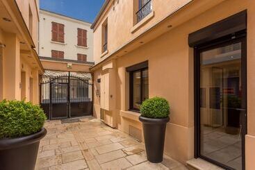 ホテル De L'horloge