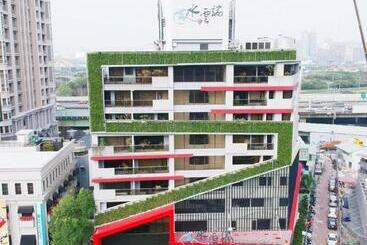 هتل Icloud Luxury Resort &