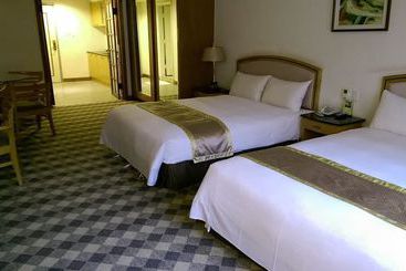 هتل Hometel  Kaohsiung