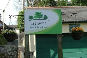 בית מלון כפרי Tremont House