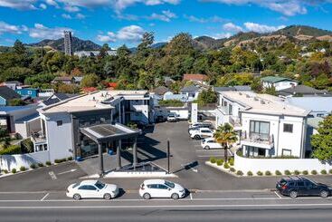 آپارتمان Palazzo Motor Lodge