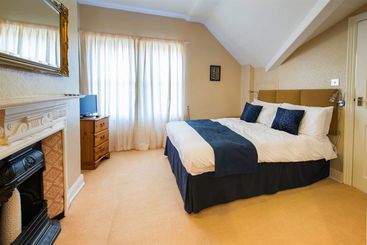 פנסיון Shannon Court Guesthouse