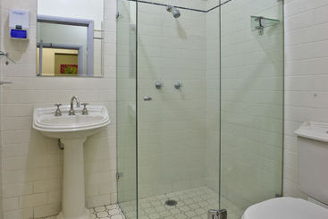 The George Sydney   Hostel