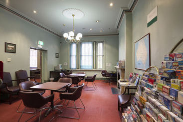 The George Sydney   Hostel