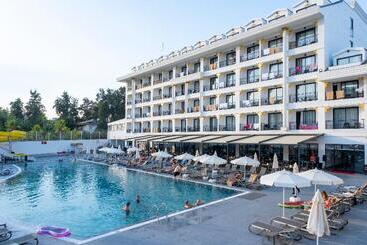 ホテル Hane Sun Elite