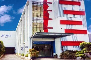 Le Man Hotel Lampung