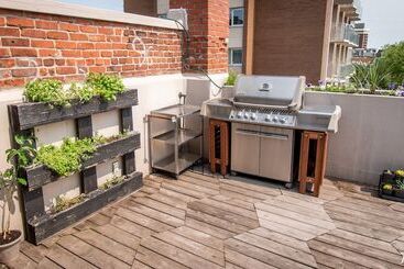 Общежитие Auberge Du Plateau