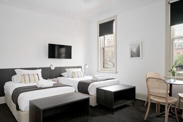 تختخواب و صبحانه Dunkirk Hotel Pyrmont