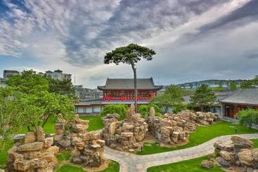 فندق Chengde Imperial Mountain Resort