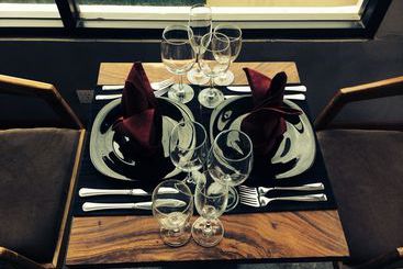 هتل Diamond Palace Resort & Sky Bar