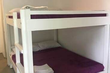 هتل Dormitels.ph El Nido