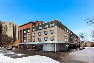 Отель Best Western Plus Hyde Park Chicago