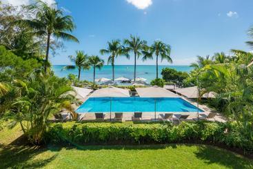 هتل Mon Choisy Beach R
