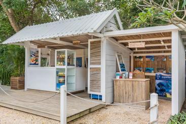 酒店 Mon Choisy Beach R