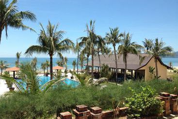 Làng Cò Resort