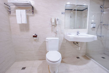 Mou Hotel Luchuan