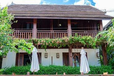 بنسيون Villa Khili Namkhan