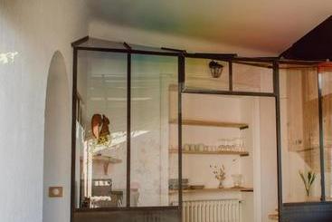 آپارتمان‌های توریست‌ها Surprenantes   L île Mystérieuse