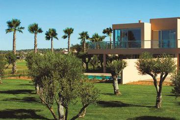 Salgados Beach Villas