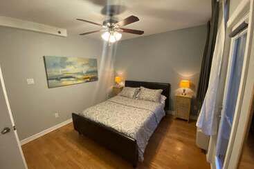 Aparthotelmontréal By Les Terrasses Saint Urbain