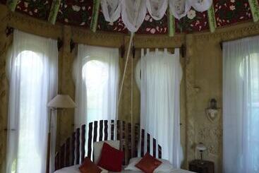 Hotel Eden Garden Ayurvedic Health Retreat