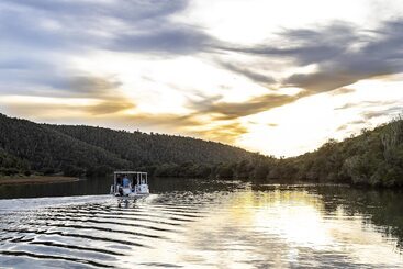 هتل Mansfield Private Reserve