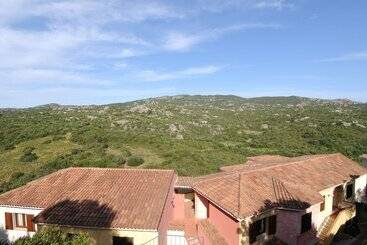 בית מלון כפרי Vallemare Residence E Studios