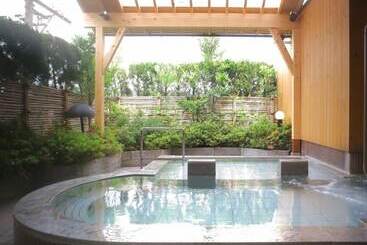 Yamashiro Onsen Ryokan Tatami