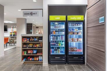 هتل Home2 Suites By Hilton Cedar Rapids Westdale