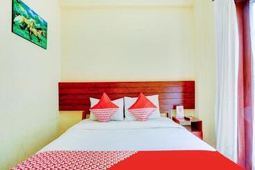 호텔 Oyo 90311 Damai