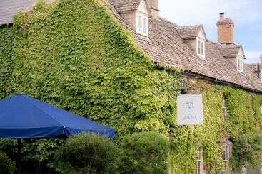 بنسيون The New Inn