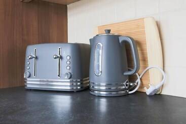 Резиденция 3 Bed House In Cardiff With Sky Tv & Twin Beds