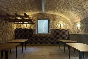 Verdeolivo1876   Apartments With Pool