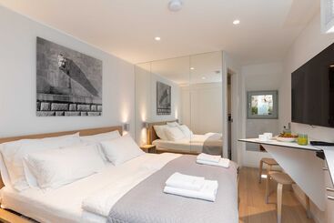 بنسيون Apartments U Nikše