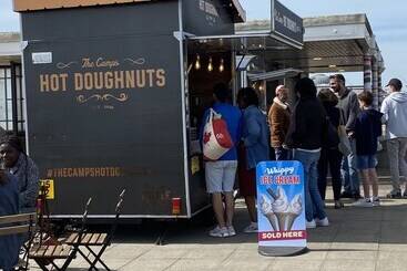 דירת נופש Willows Worthing 4 Bed With Ev Charger & Sea Views