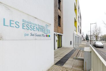 هتل آپارتمان Zenao Appart Hôtels Strasbourg