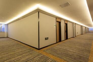 ホテル Greentree Inn Express Shandong Zaozhuang Shizhong District Huashan Road Ginza