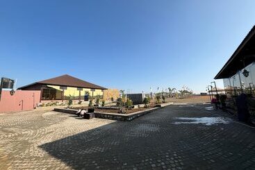 בית מלון כפרי Gandhisagar Forest Retreat