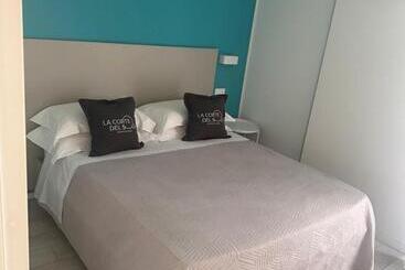 تختخواب و صبحانه La Corte Del Sole