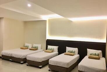 Eon Centennial Resort Hotel & Waterpark