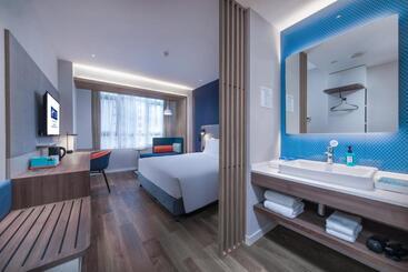 호텔 Holiday Inn Express Chongqing Zhongxian, An Ihg
