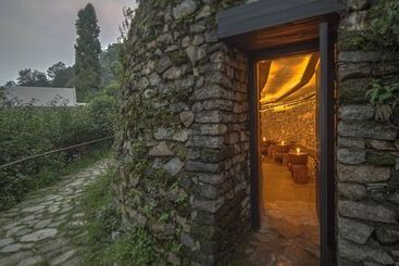 استراحتگاه Kavya Himalayas